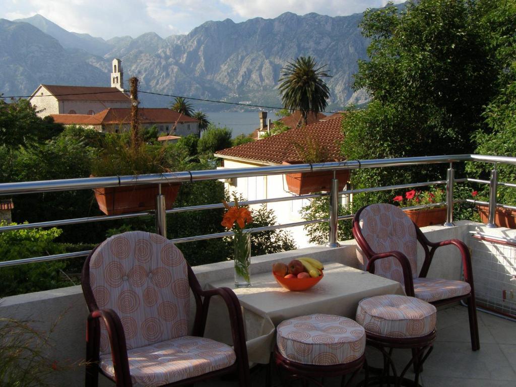 Djurovic Apartments Montenegro Kotor Quarto foto
